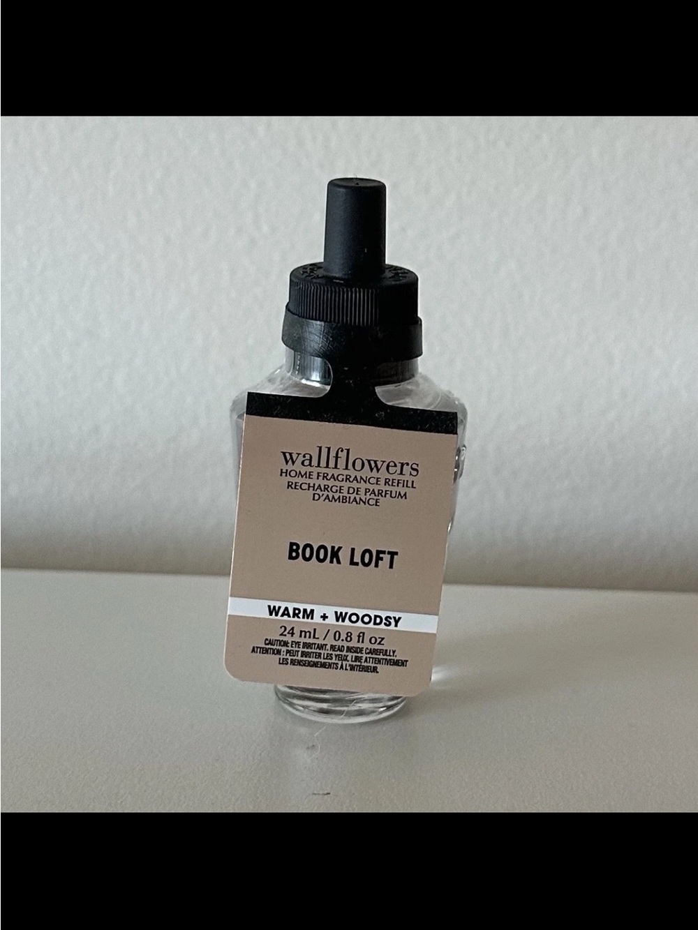NEW Bath & Body Works Wallflowers Plug In Book Loft Warm Woodsy .8oz